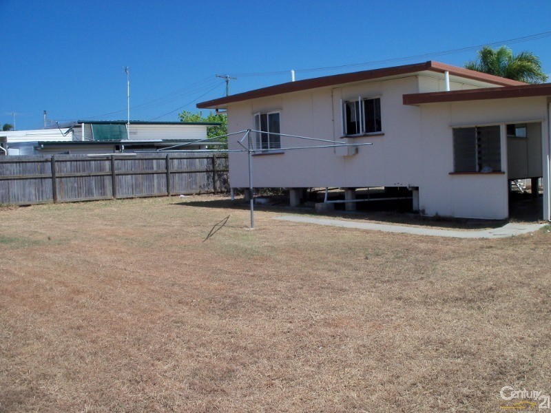 14 Rodney Street, Bowen QLD 4805