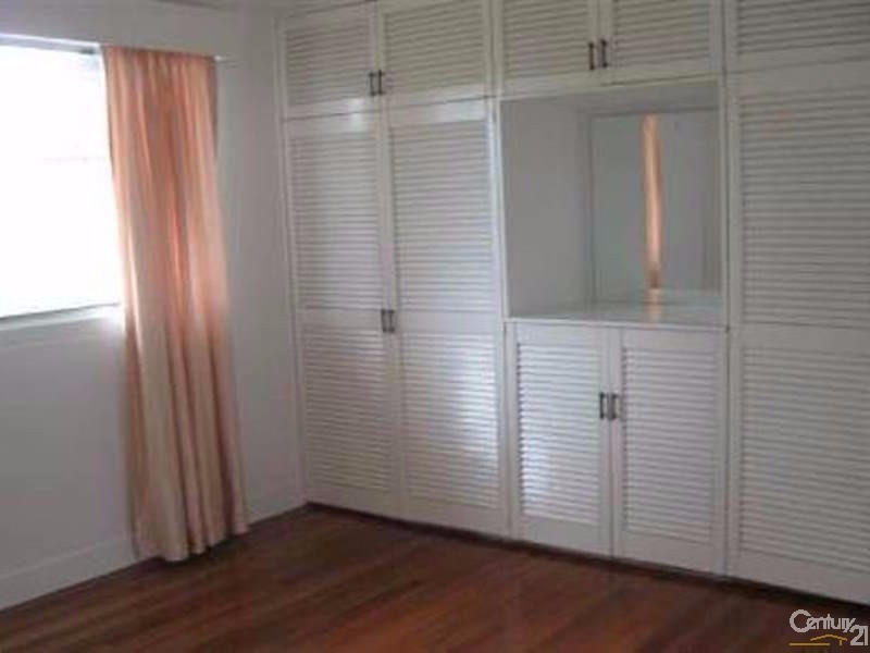 10 Fairway Street, Collinsville QLD 4804