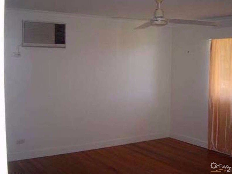 10 Fairway Street, Collinsville QLD 4804