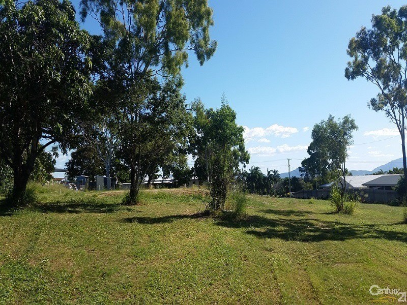 24 John Street, Bowen QLD 4805