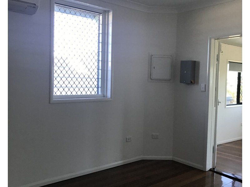 24 Herbert Street, Bowen QLD 4805