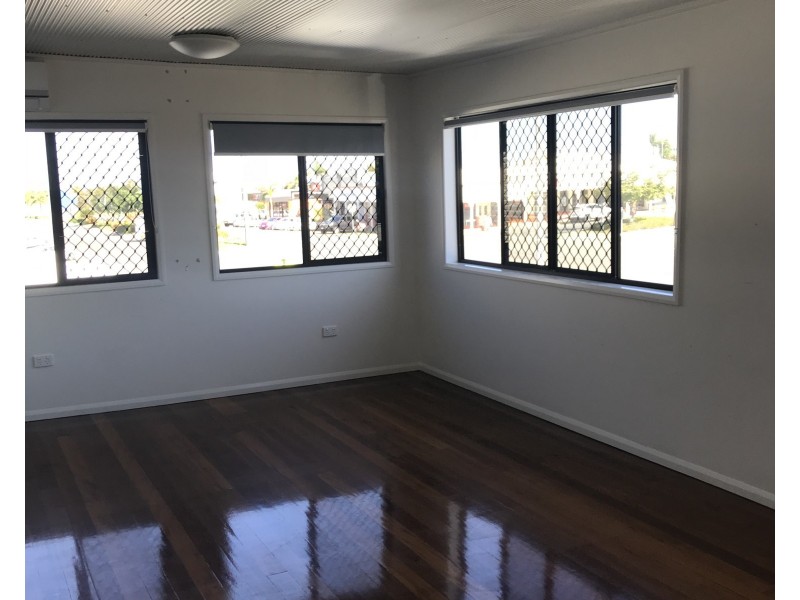 24 Herbert Street, Bowen QLD 4805