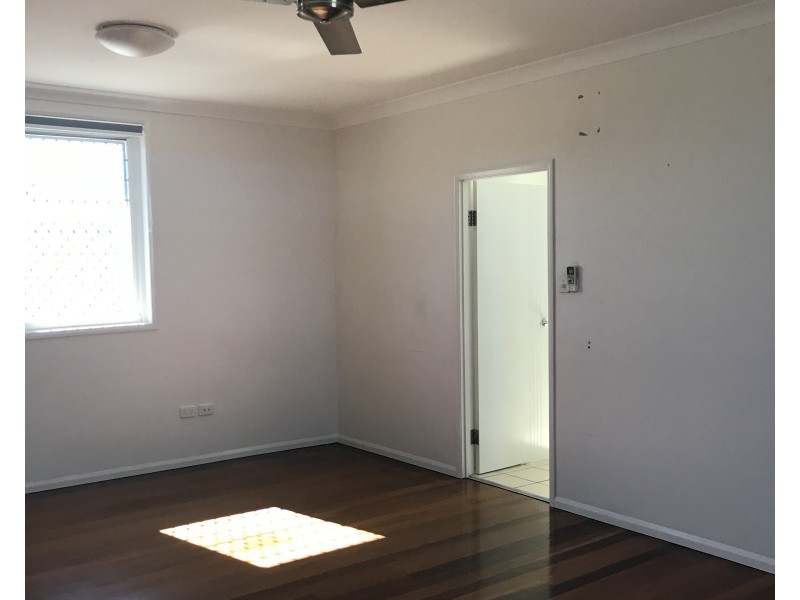 24 Herbert Street, Bowen QLD 4805