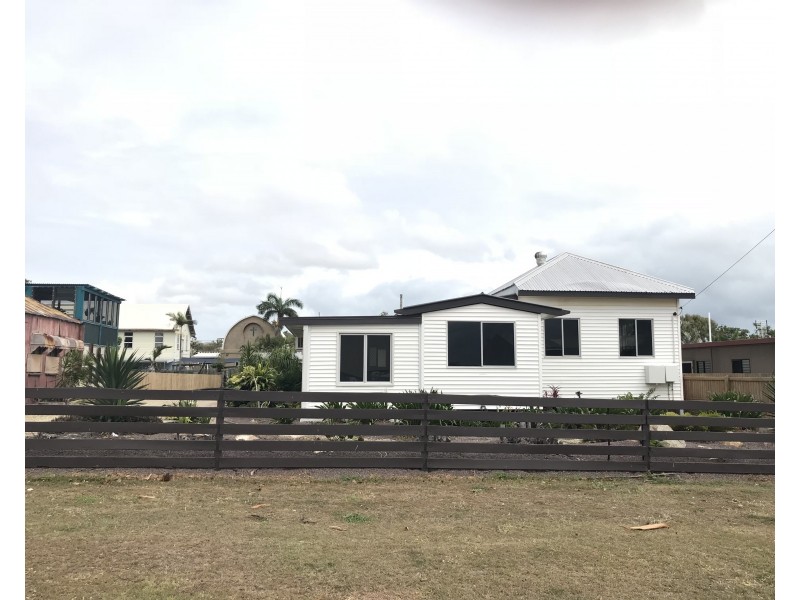 38 Poole Street, Bowen QLD 4805