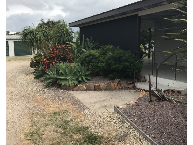 38 Poole Street, Bowen QLD 4805