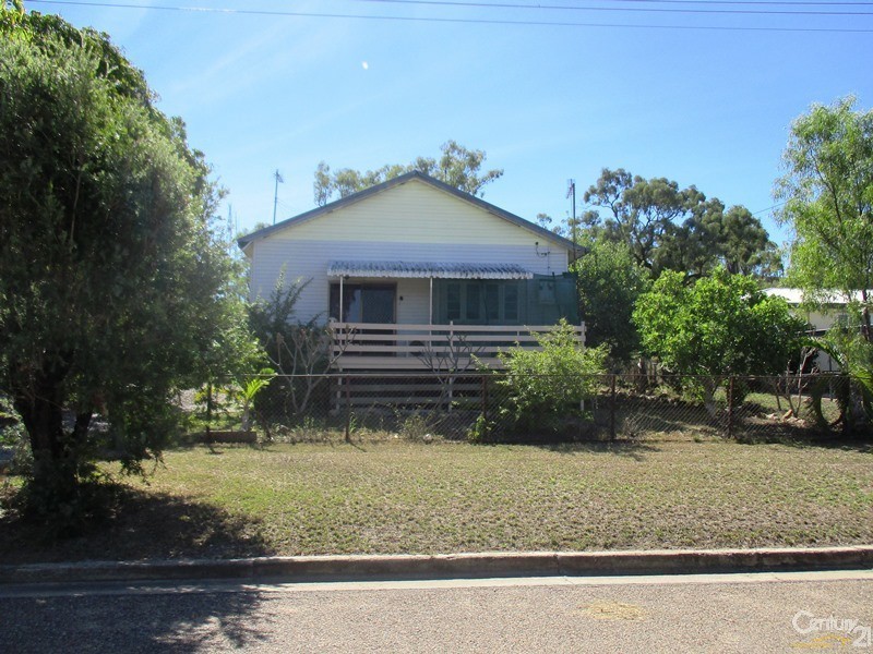 36 MacArthur Street, Collinsville QLD 4804