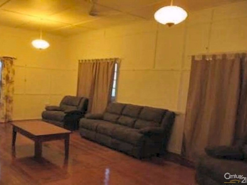 36 MacArthur Street, Collinsville QLD 4804