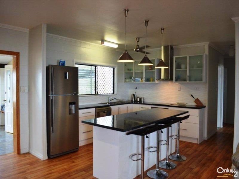 3 Elphinstone Street, Bowen QLD 4805