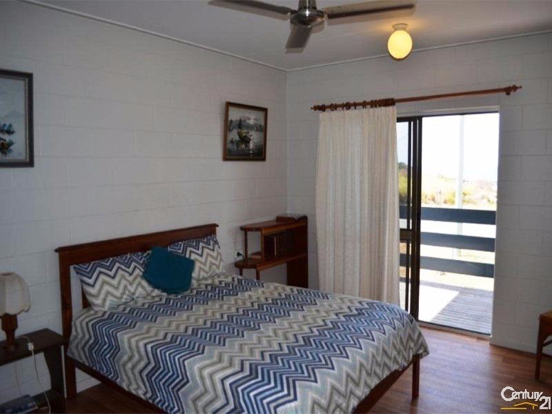 3 Elphinstone Street, Bowen QLD 4805