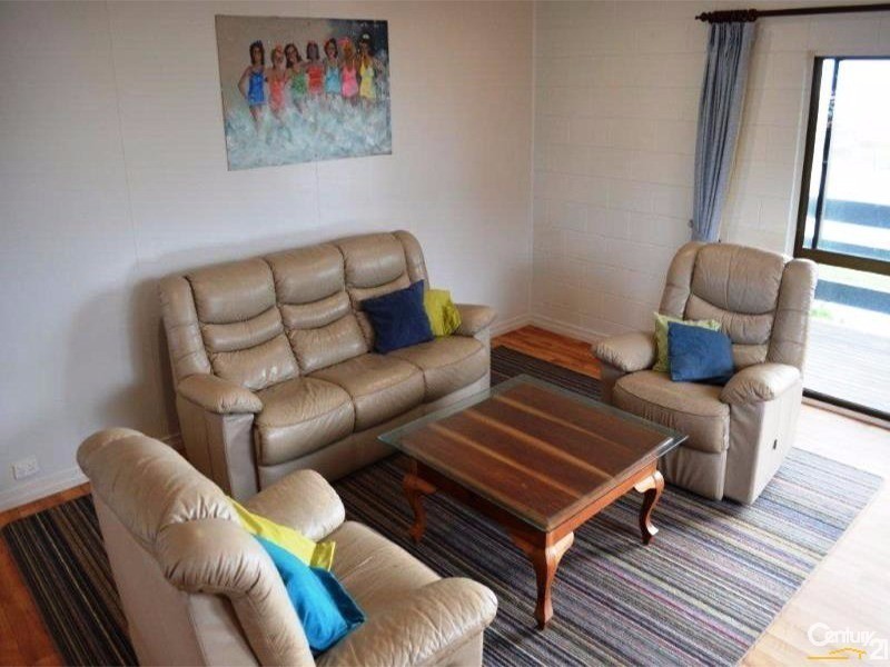 3 Elphinstone Street, Bowen QLD 4805