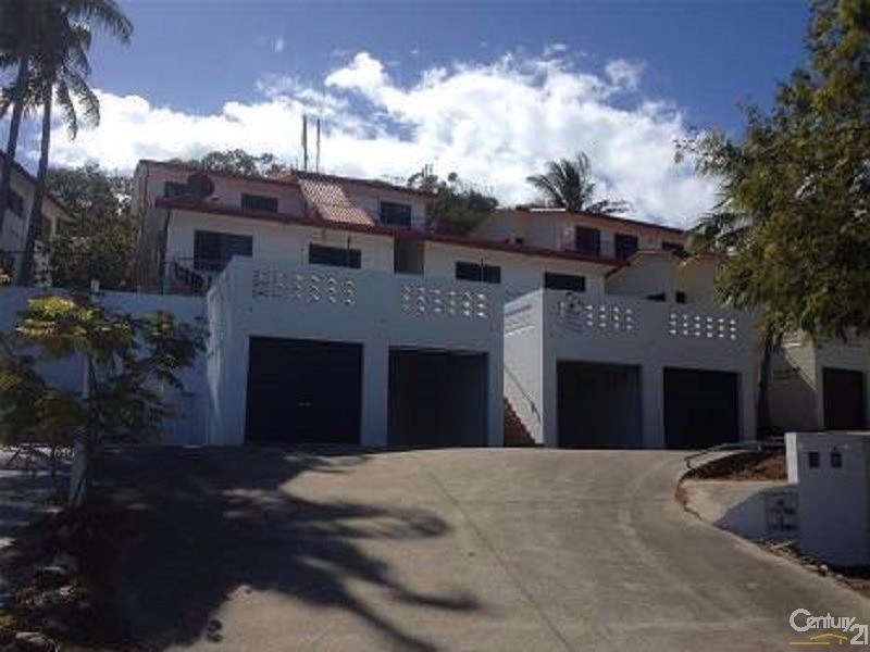 4/10 Poinciana Drive, Bowen QLD 4805