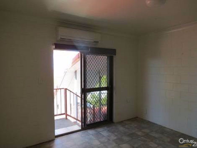 4/10 Poinciana Drive, Bowen QLD 4805