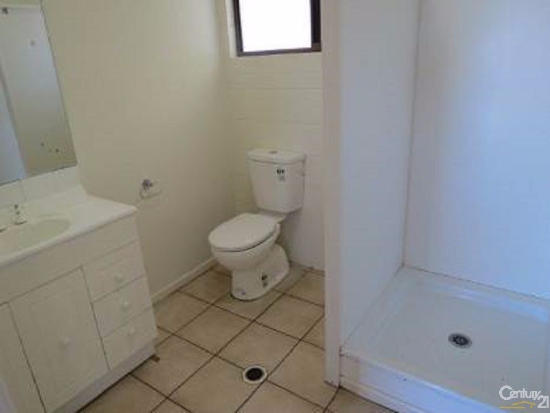 4/10 Poinciana Drive, Bowen QLD 4805