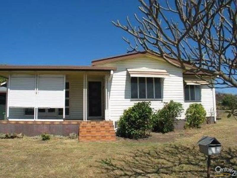 105 Herbert Street, Bowen QLD 4805