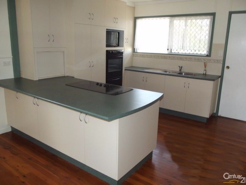 3 Cunningham Street, Collinsville QLD 4804