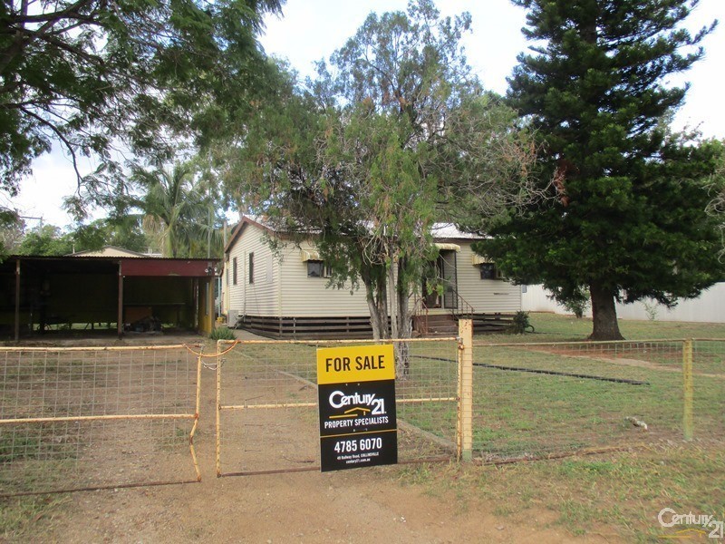 24 Bradfield Street, Collinsville QLD 4804