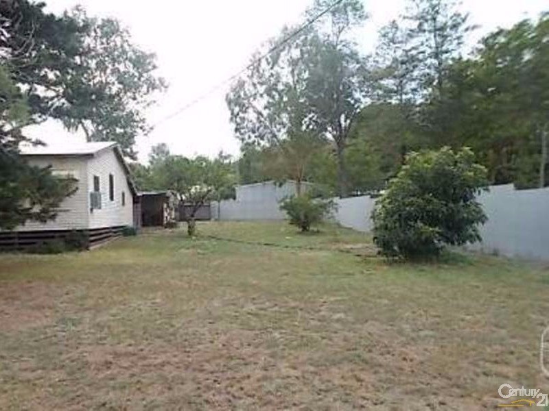 24 Bradfield Street, Collinsville QLD 4804