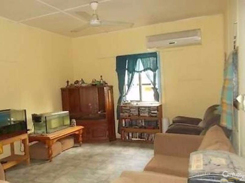 24 Bradfield Street, Collinsville QLD 4804