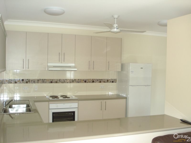 62 Livingstone Street, Bowen QLD 4805