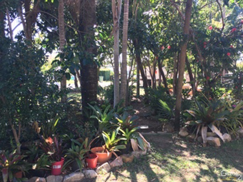 17 Banksia Street, Bowen QLD 4805