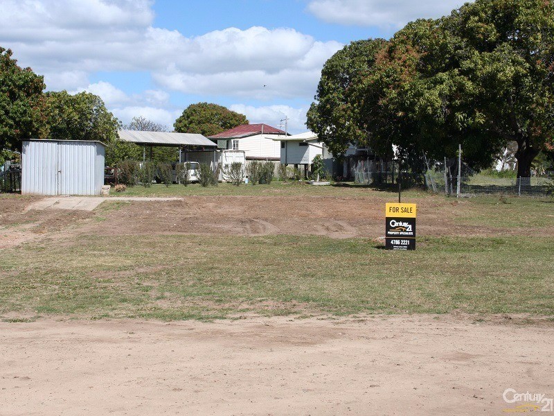 16 Flinders Street, Collinsville QLD 4804