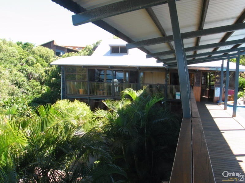 11 Banyan Drive, Bowen QLD 4805