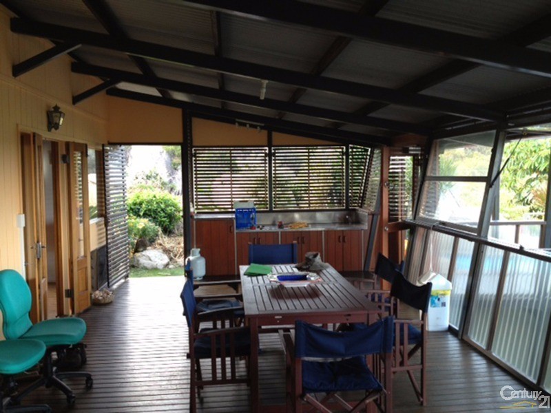 11 Banyan Drive, Bowen QLD 4805