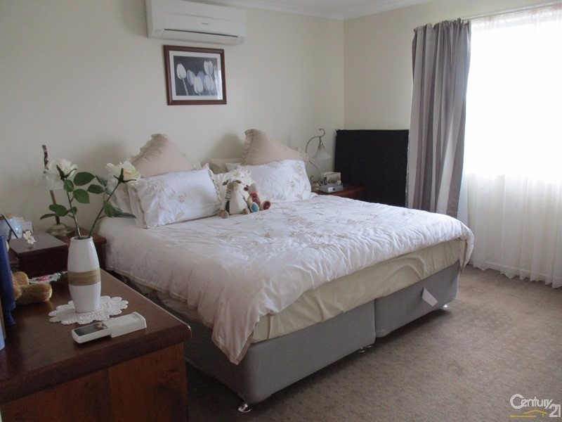 11 Miller Street, Collinsville QLD 4804