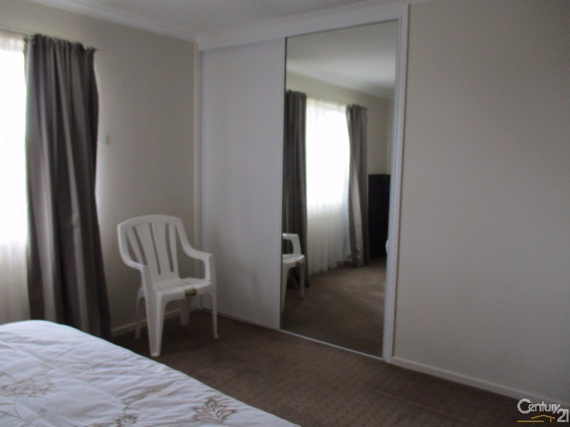 11 Miller Street, Collinsville QLD 4804