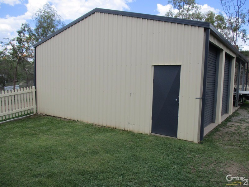 11 Miller Street, Collinsville QLD 4804