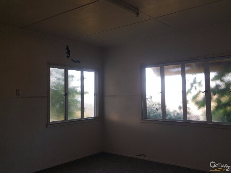 105 Herbert Street, Bowen QLD 4805