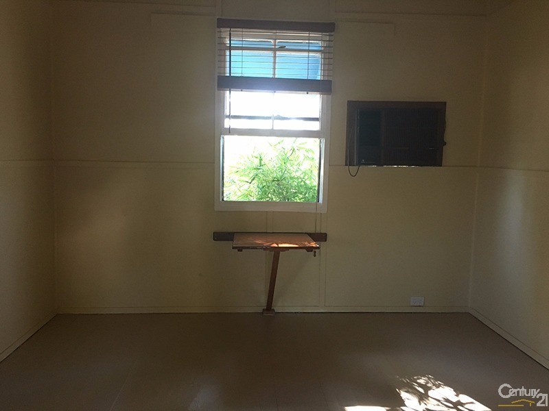 32 Field Street, Bowen QLD 4805