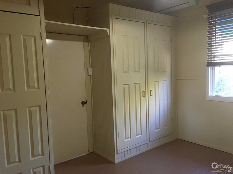 32 Field Street, Bowen QLD 4805