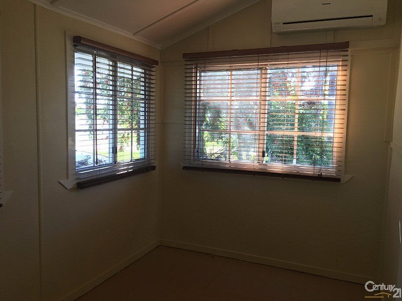 32 Field Street, Bowen QLD 4805