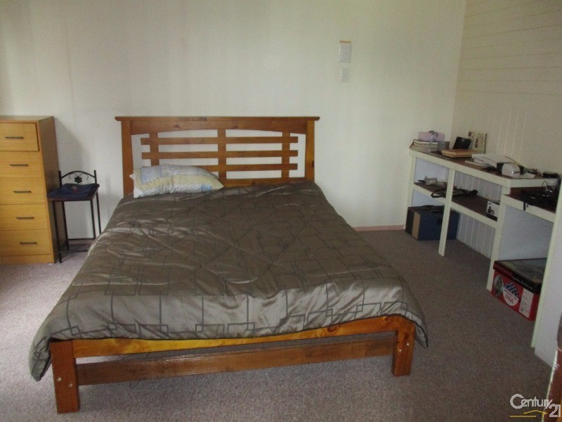 57 Ninth Avenue, Scottville QLD 4804