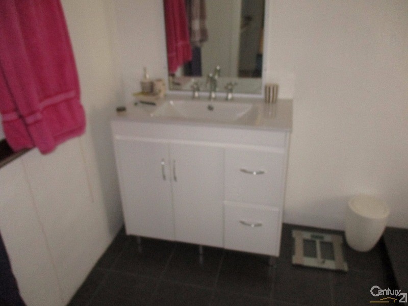 57 Ninth Avenue, Scottville QLD 4804
