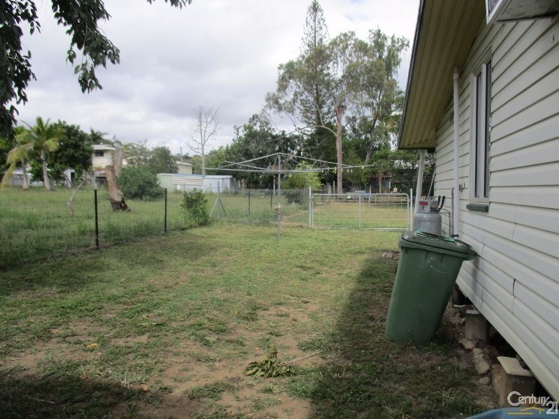 57 Ninth Avenue, Scottville QLD 4804