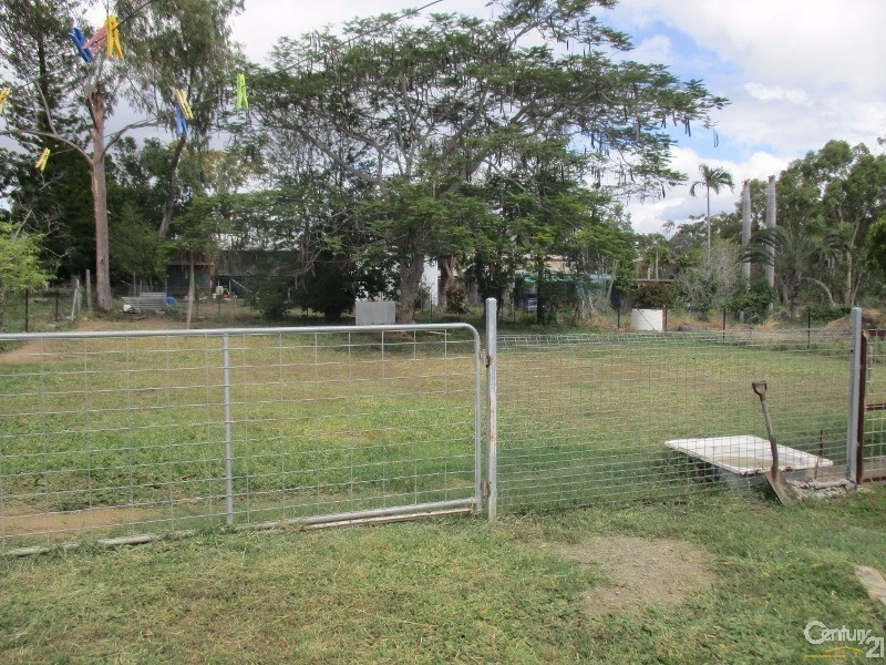 57 Ninth Avenue, Scottville QLD 4804
