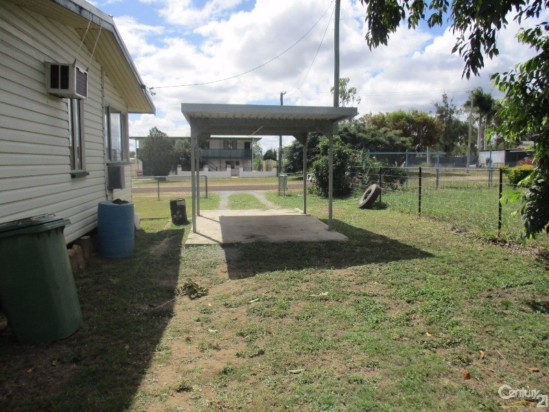 57 Ninth Avenue, Scottville QLD 4804