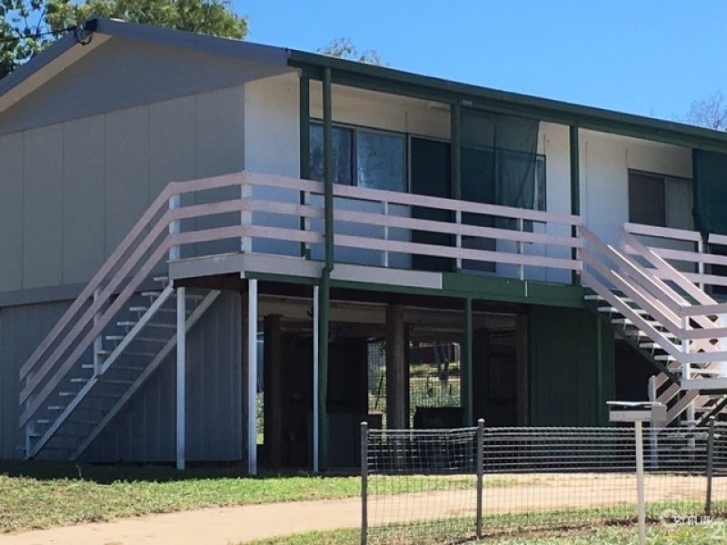 7 Redhill Road, Collinsville QLD 4804