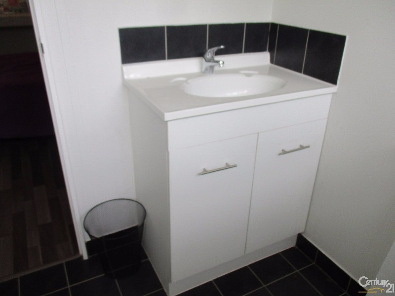 7 Redhill Road, Collinsville QLD 4804