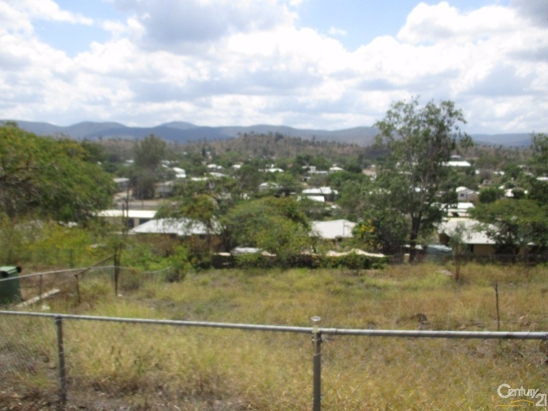 7 Ruff Court, Collinsville QLD 4804