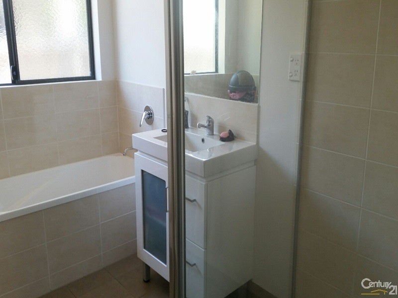 8 Eighth Close, Bowen QLD 4805