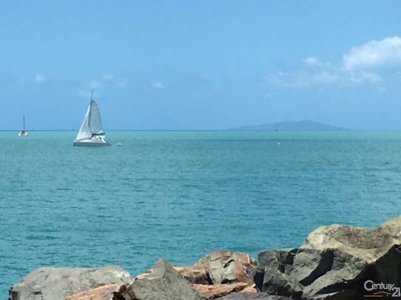 3 Thomas Street, Bowen QLD 4805