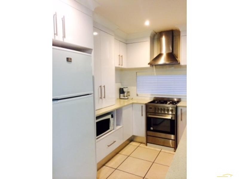 5 Crofton Street, Bowen QLD 4805