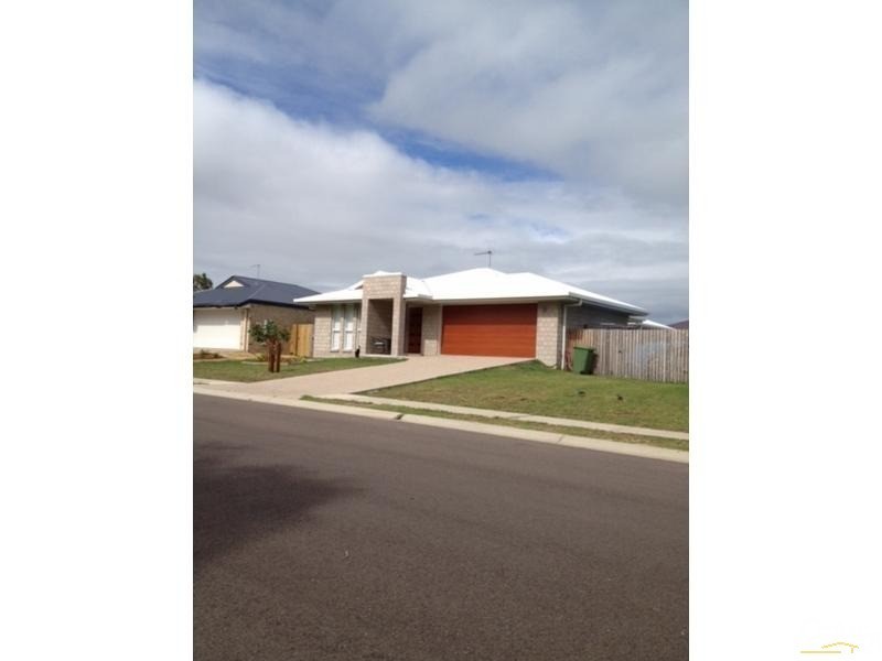 5 Crofton Street, Bowen QLD 4805