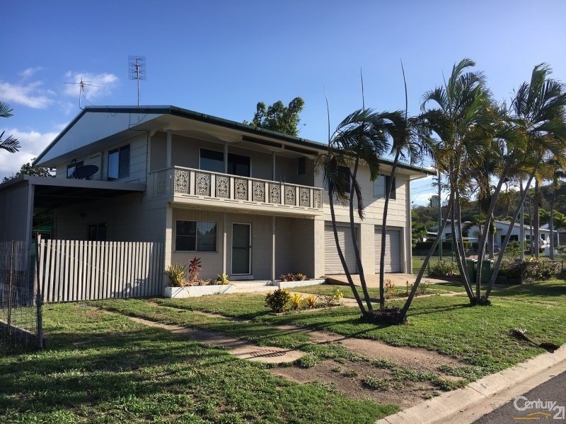 96 Gregory Street, Bowen QLD 4805