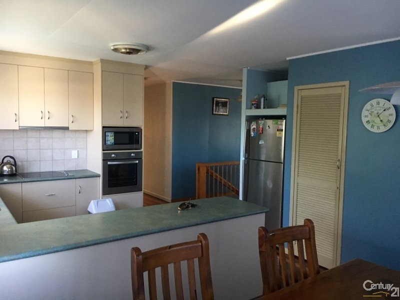 96 Gregory Street, Bowen QLD 4805