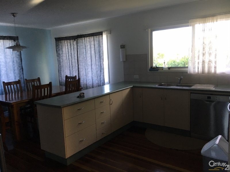 96 Gregory Street, Bowen QLD 4805