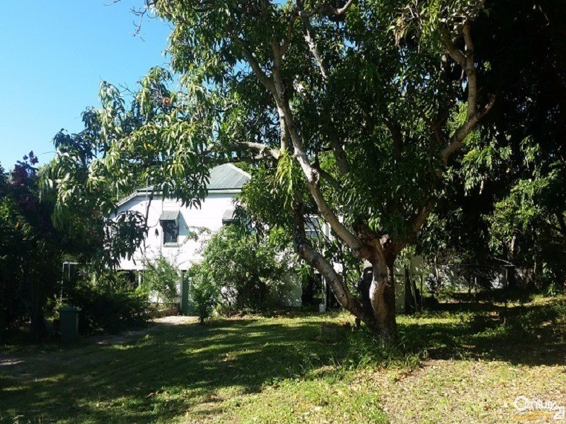24 John Street, Bowen QLD 4805
